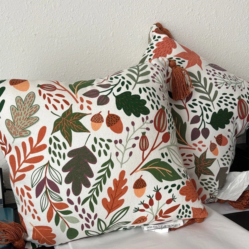 Target Leaf Pattern Throw Pillows with Tassels (2)  100% cotton